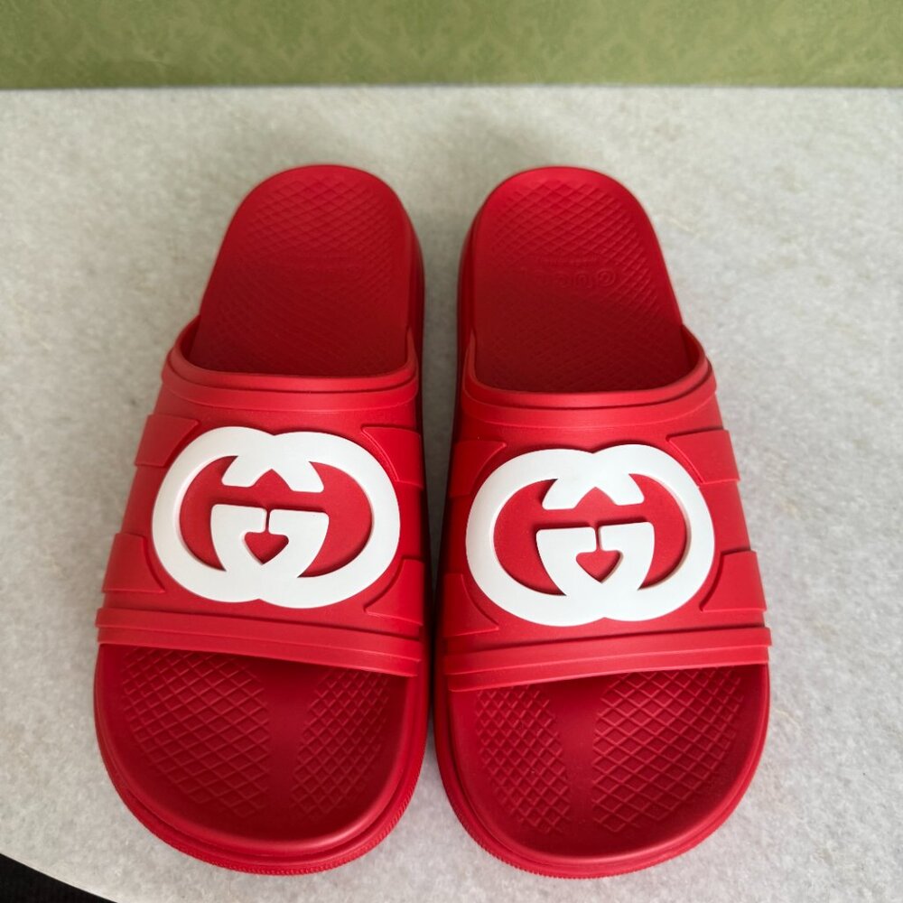 Gucci 780296 Red Rubber Men's GG Sandals, sz Gucci 6 - Picture 3 of 8